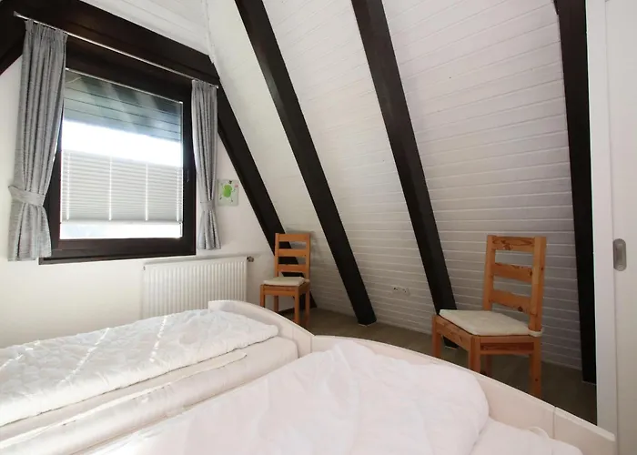 Vakantiehuis Nurdachhaus In Burhave